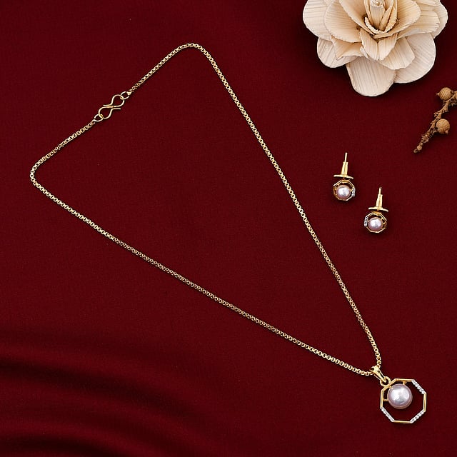 Rebaari Jewels Pearl Design Zircon Pendant Set