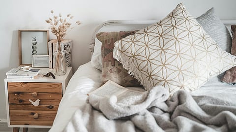 Elevate your gifting game with exquisite home decor this Rakhi