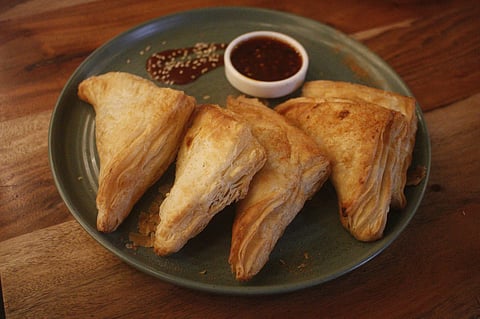 Chilli potato puff samosa