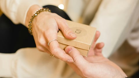 Tick Tock! Find the ideal Rakhi gift now
