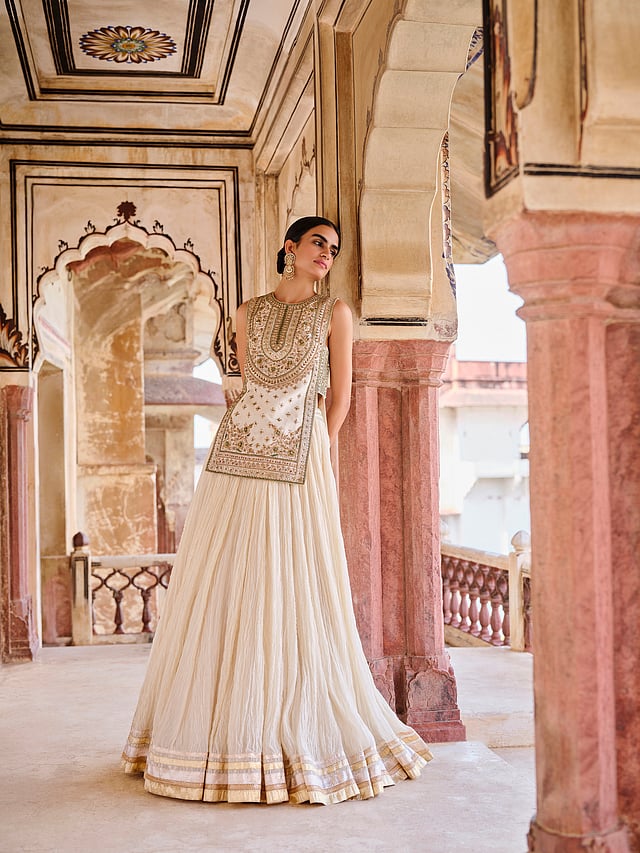 Mirai Gota Patti Mul Lehenga Set