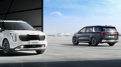 Kia India opens bookings for its Carnival, sees record response