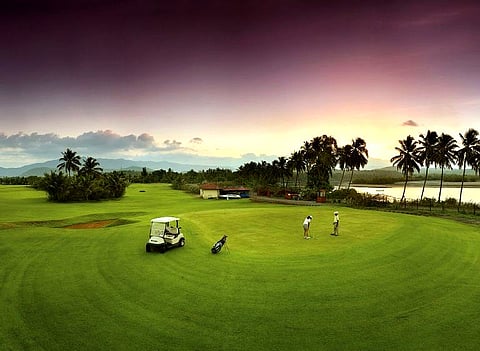 Best luxury golfing resorts in India