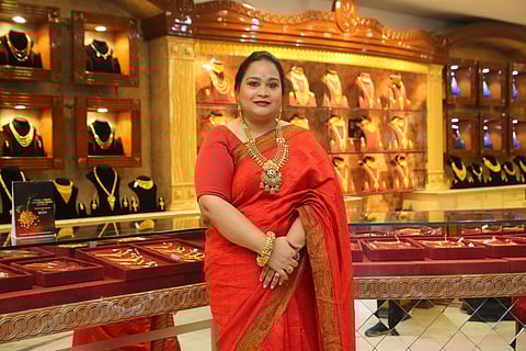 Tolly beauties join in at the new festive edit of Senco Gold and Diamonds