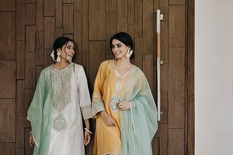 Mohabbat is a captivating ode to the art of love, embodied through the union of luxurious fabrics and intricate craftsmanship