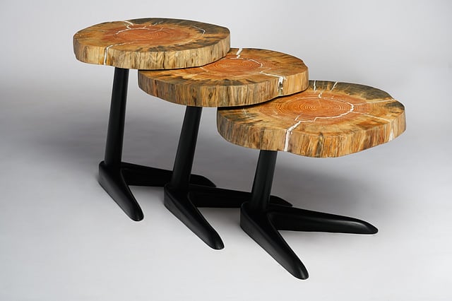 Donald Legged Nesting table 