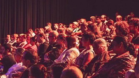 Representational image