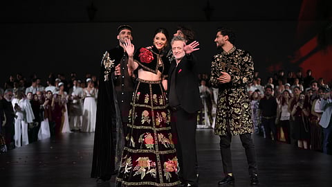 Rohit Bal with Ananya Panday and other models at LFW 2024
