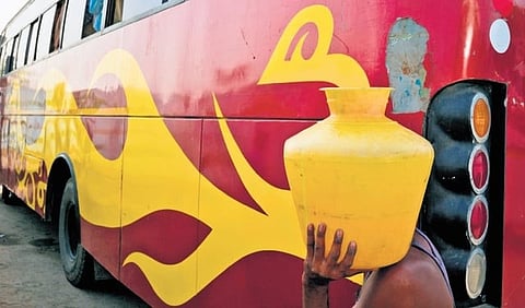 Sudhir Patwardhan’s ‘Marine Drive’