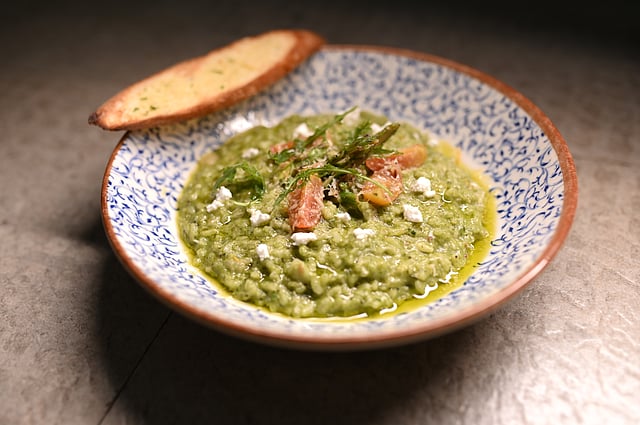 Baby Asparagus and Thyme Risotto