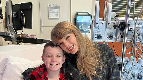 Taylor Swift makes surprise visit to Kansas City children's hospital