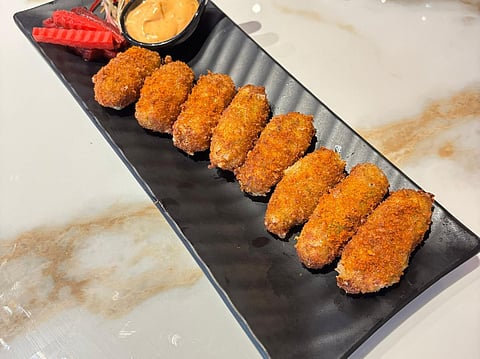 Jalapeño cheese poppers