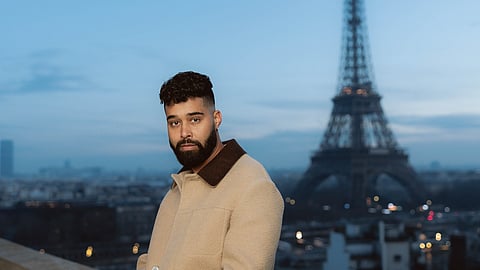 AP Dhillon snaps at fan after persistent photo requests and unwanted touching at Mumbai airport