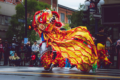 The significance of the dragon dance in China