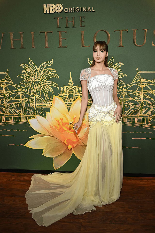 green emerald velvet dress Amazon.com: NSPSTT Golden Regency Dresses for Women Plus Size Victorian  Ball Gown with Long White Gloves S : Clothing, Shoes & Jewelry main image 1