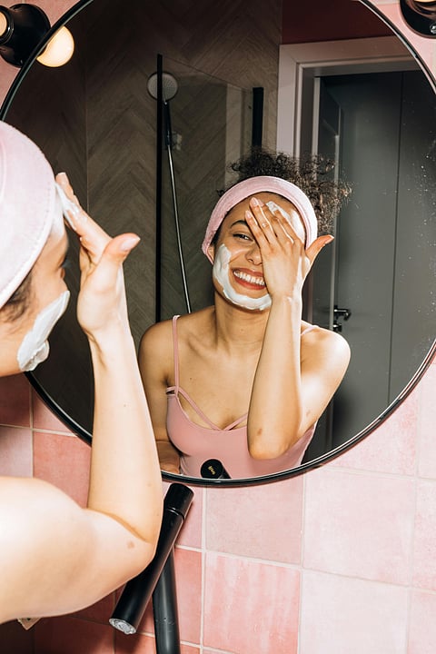 All you need to know about the ‘morning shedding’ skincare trend!