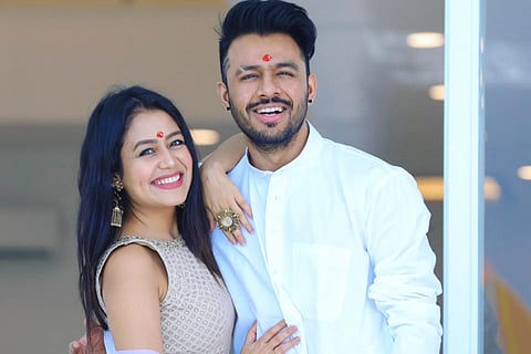 Neha Kakkar breaks down at fan uproar during Melbourne concert; Tony Kakkar defends sister on social media