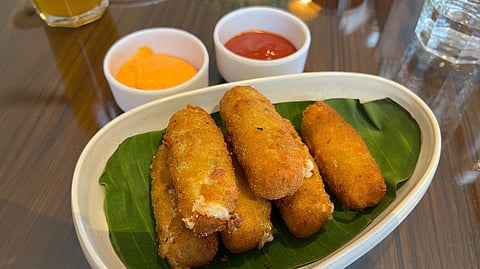 Jalapeno cheese poppers