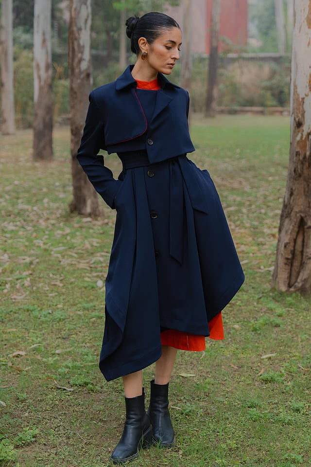 Romaji trench coat