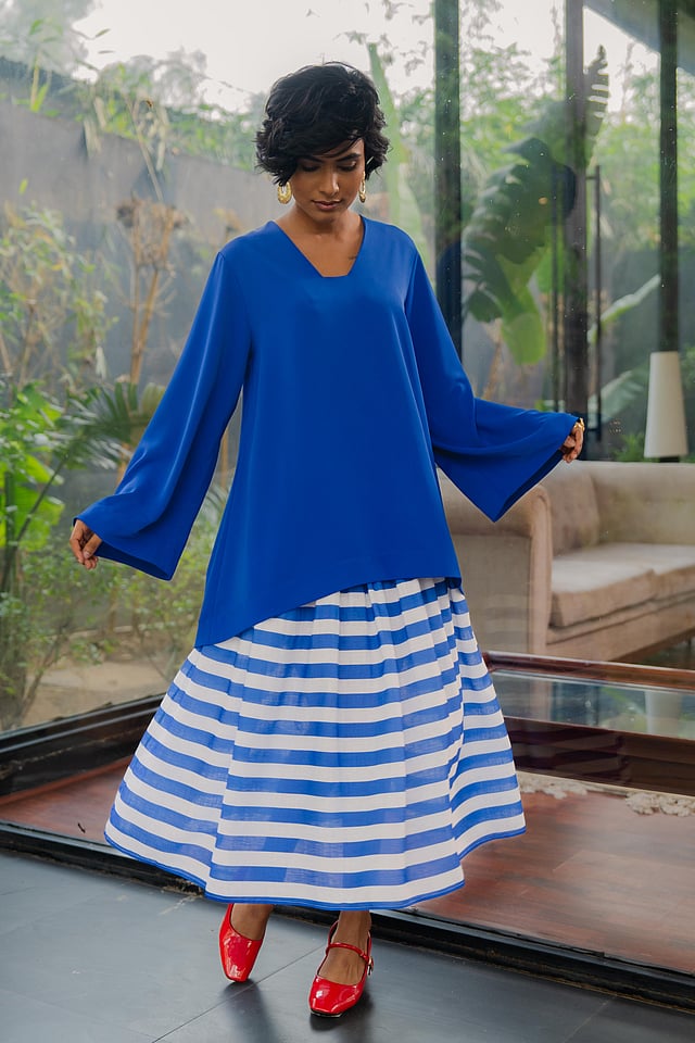 Blue pleated skirt set