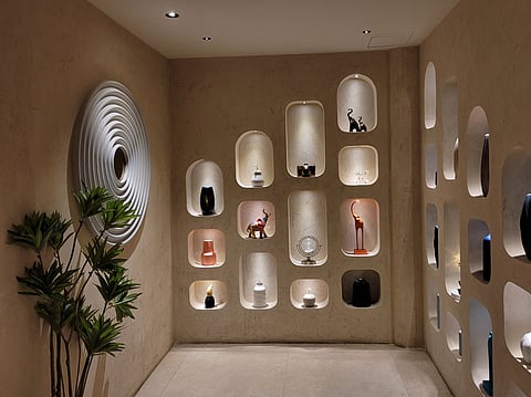 The ambience of Chives