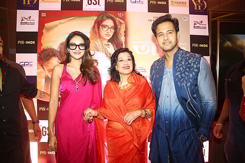 (L-R) Nussrat, Moushumi, Yash