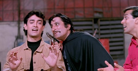 Aamir Khan and Shakti Kapoor in Andaz Apna Apna
