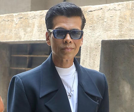 KJo joins 2016 social media trend, shares glimpses from professional landmarks