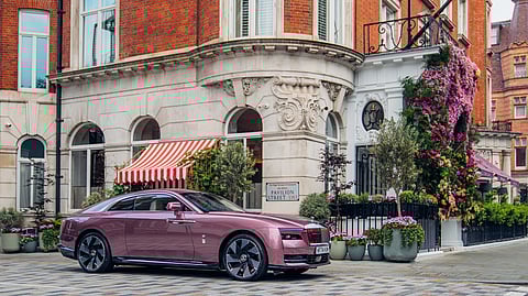 Rolls-Royce celebrates floral art in Chelsea with Spectre