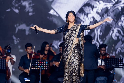 Shruti Haasan wins hearts with rendition of ‘Vinveli Nayaga’ from ‘Thug Life’