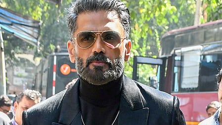 Suniel Shetty calls Paresh Rawal ‘wonderful human being’ amidst Hera Pheri 3 row