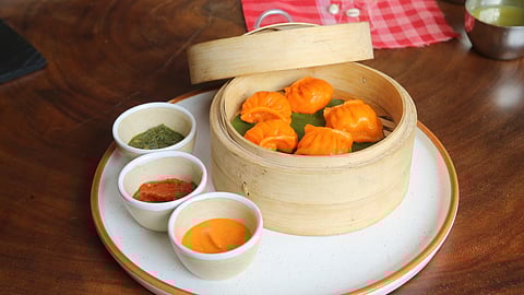 Skip the kitchens on Sundays and drop by at this multi-cuisine brunch in Kolkata for a hearty meal