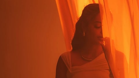 Lisa Mishra returns to music with heartfelt single ‘Teri Hoon’, celebrating queer love