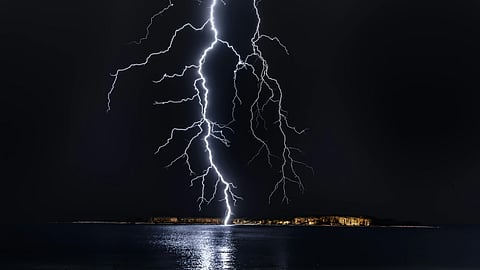 Monsoon sleeps: How to get peaceful sleep amidst thunder and storm? 