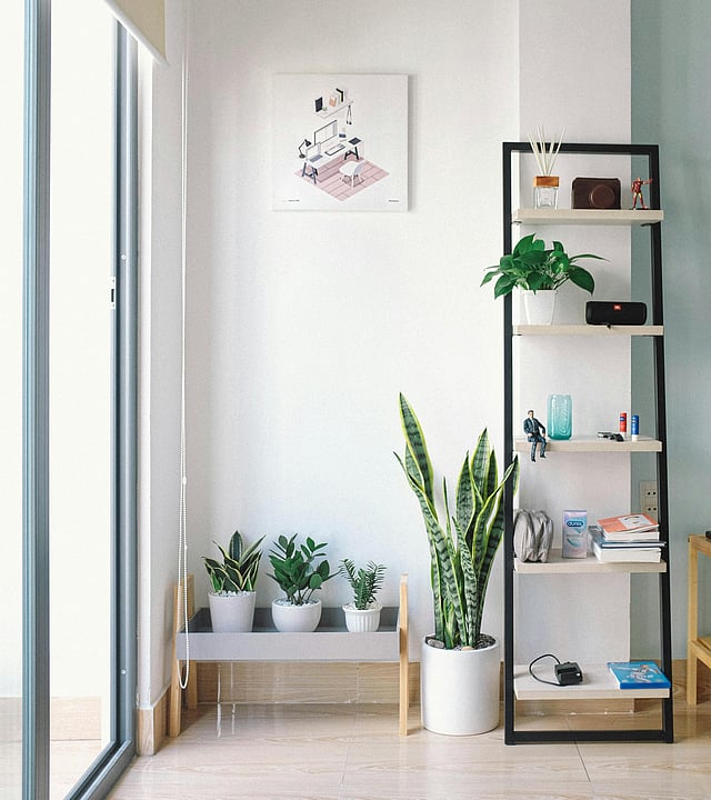 Neutral colours make the space feel larger 