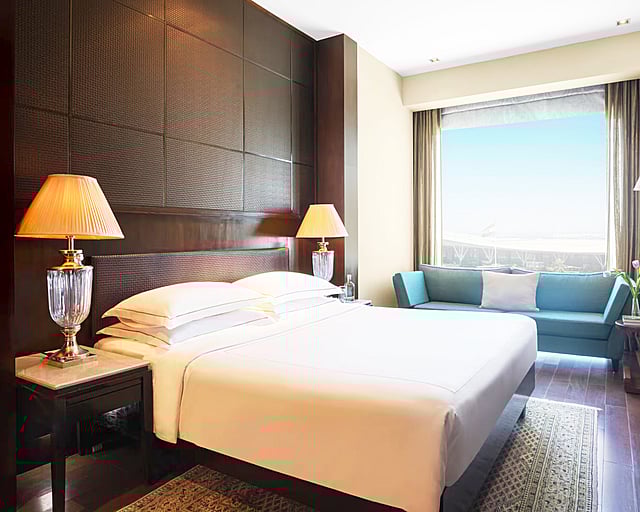 Luxury Suite