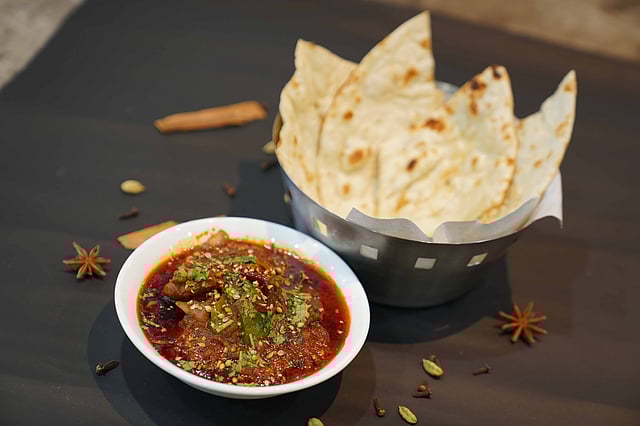 Shaan’s Restaurant and Banquet is a quick budget stop if you are in the area 