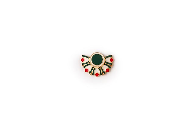 This Chennai-based nose ornament label expands its Athangudi collection with brand new pieces
