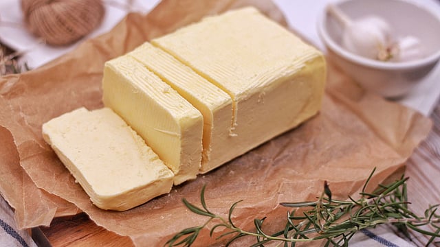 White butter tends to have lower saturated fat, contains no added salt, and also has vitamins and healthy enzymes.