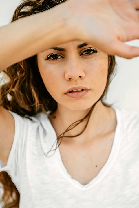 7-step monsoon skincare routine and products for glowing, balanced skin in humid weather