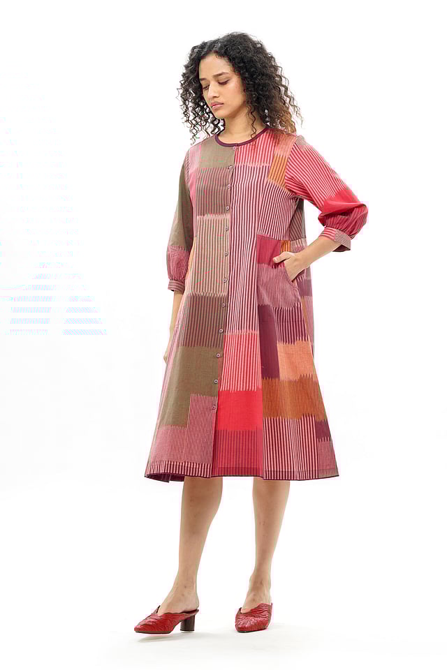 Model wearing Translate – Ikat India HARU Classic Panel Dress in handwoven ikat cotton 