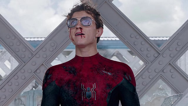 Leaked photos from new Spiderman movie set shows half-torn Smart Hulk wanted poster