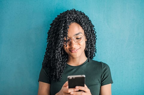 Textationship but make it platonic: 21% daters say online pals are replacing IRL besties