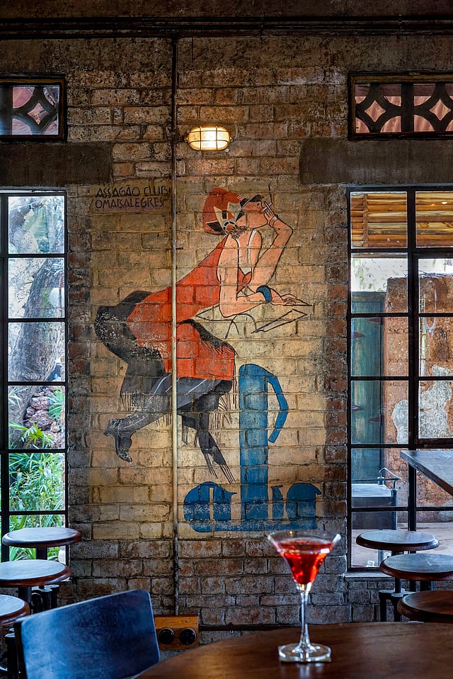 A  wall inside Soro