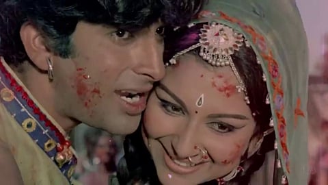 Sharmila Tagore nearly hit Shashi Kapoor with her car during their Suhana Safar shoot