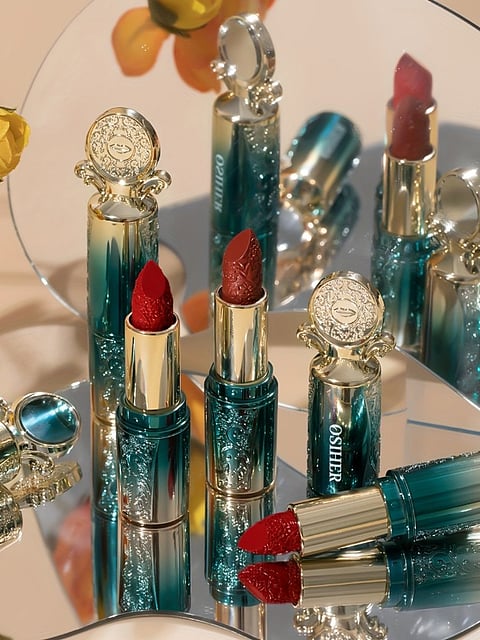Louis Vuitton now has $160 lipsticks; 4 most expensive lippies in the world