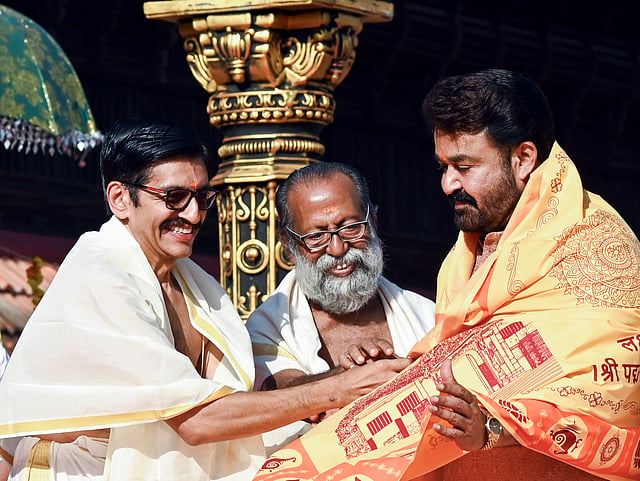 Mohanlal at Padmanabhaswamy Temple receiving the Vilambara Pathrika