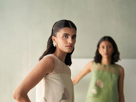 Pea in a Pod represents the delicacy of a bud transforming into a flower