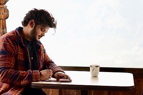 Vishal Mishra lends voice to Param Sundari’s heartbreak track, Chand Kagaz Ka