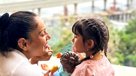 Bipasha Basu indulges in ‘never-ending’ chats with her baby girl, Devi
